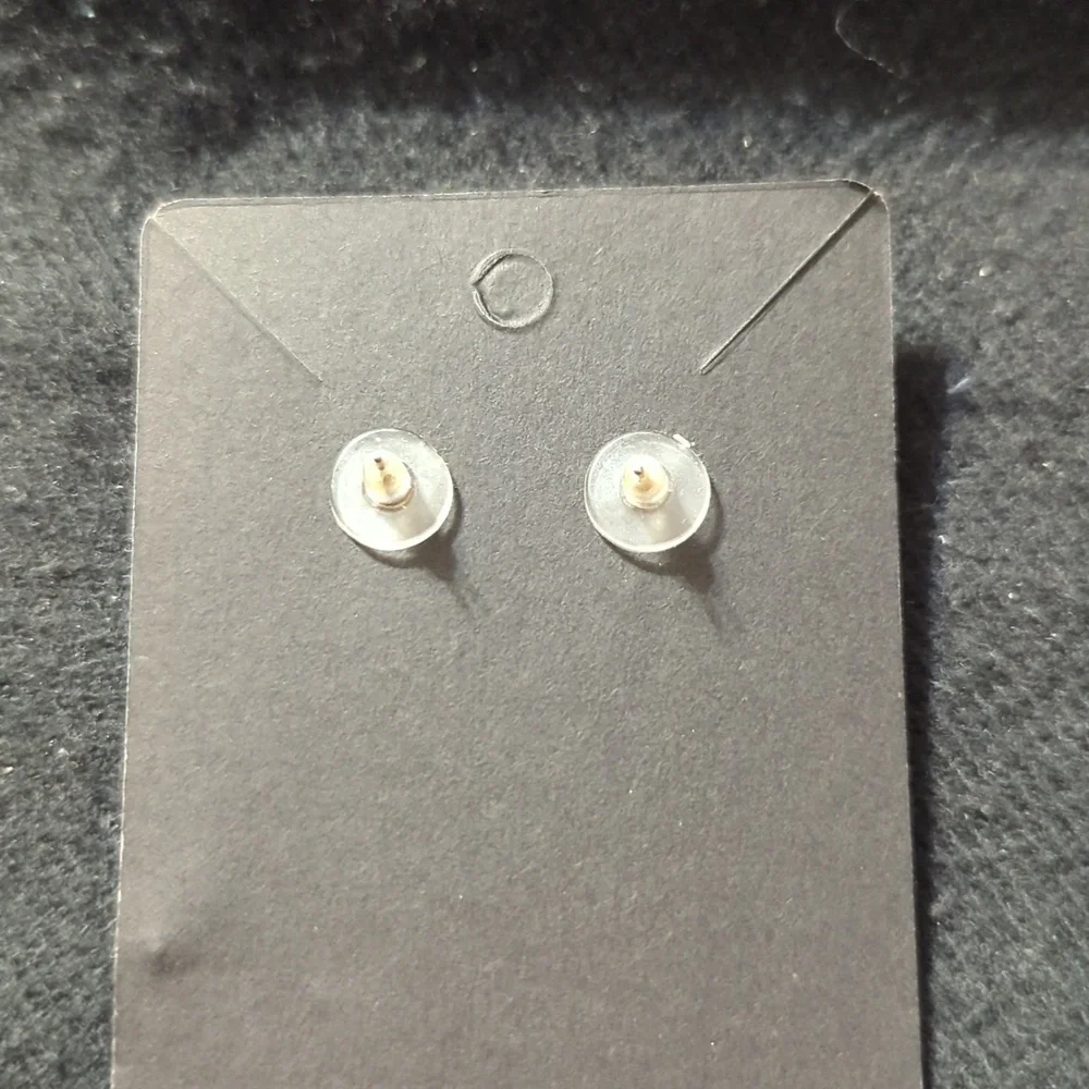 Silver Plated Pink Dyed Howlite Gemstone Heart Shaped Stud Statement Earrings